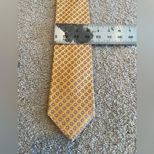 Ike behar tie